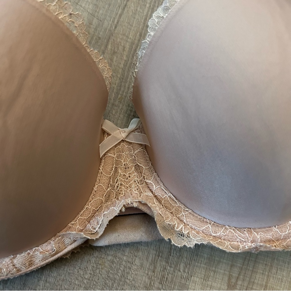 Victoria’s Secret Dream Angels Tan Lace Lined Demi Bra - Picture 4 of 9